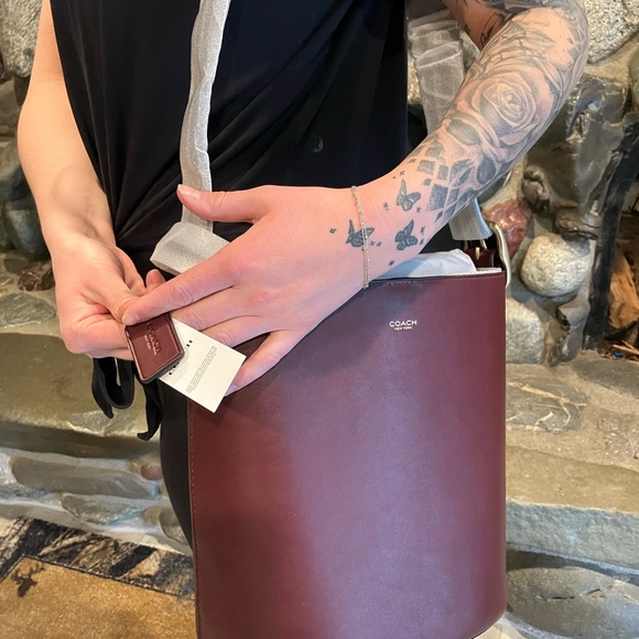 COACH BLEECKER BROWN WITH TAGS ! - Picture 5 of 10